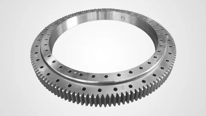 опорно-поворотный подшипник с внешним зубчатым венцом