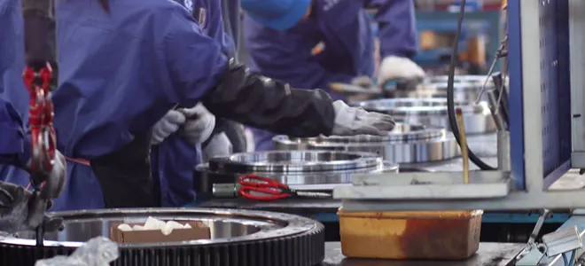 Lightweight and thin slewing bearing manufacturer