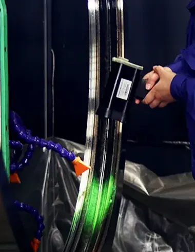 Magnetic particle inspection of slewing bearings